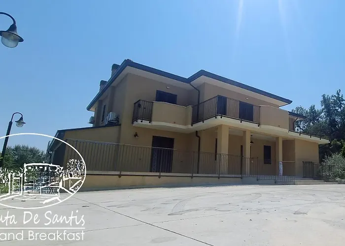 Bed and breakfast Tenuta De Santis 3*